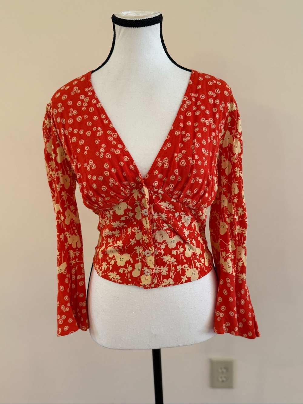 Free People Red Floral Tie-Front Long Sleeve Top small